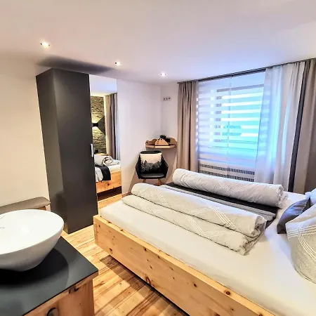 Zirmzeit הובן